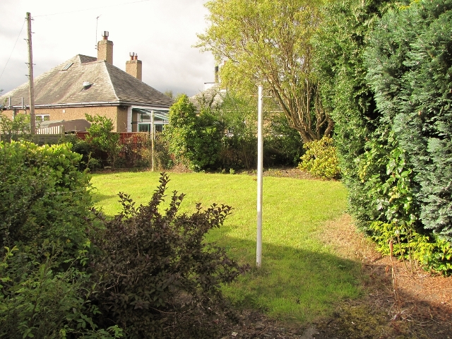Web_Rear_garden_1_%28640x480%29.jpg